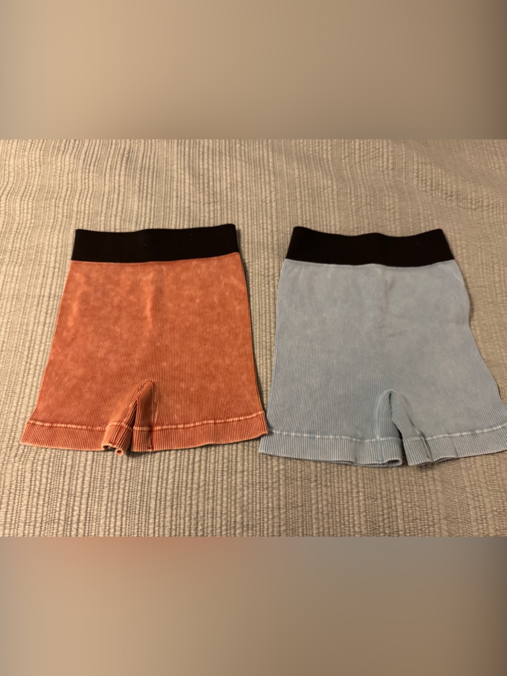 Women’s Ribbed Tank Top Bundle - Picture 3 of 5